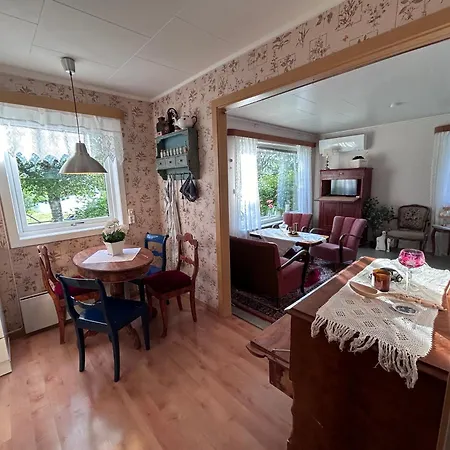 شقة Bryggehage - Old-fashioned With Charm *